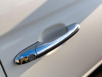 Fiat 500 1.2 Lounge Hatchback 3dr Petrol Dualogic Euro 6 (s/s) (69 bhp)