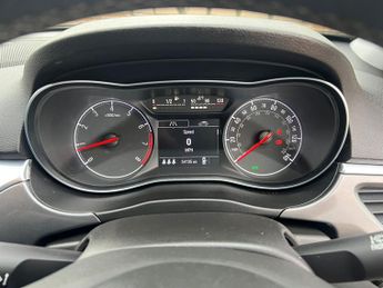 Vauxhall Corsa 1.4i ecoFLEX SE Hatchback 5dr Petrol Manual Euro 6 (90 ps)