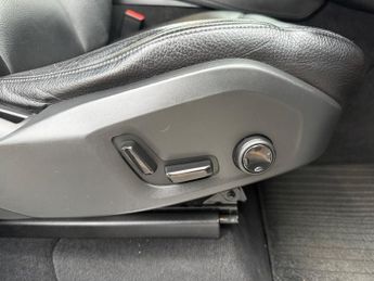 Volvo XC90 2.0 D5 PowerPulse Momentum Pro SUV 5dr Diesel Auto 4WD Euro 6 (s