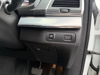 Volvo XC90 2.0 D5 PowerPulse Momentum Pro SUV 5dr Diesel Auto 4WD Euro 6 (s