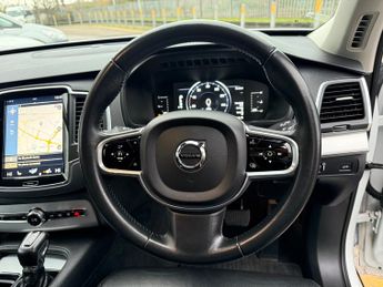 Volvo XC90 2.0 D5 PowerPulse Momentum Pro SUV 5dr Diesel Auto 4WD Euro 6 (s