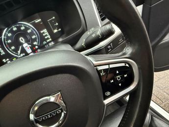 Volvo XC90 2.0 D5 PowerPulse Momentum Pro SUV 5dr Diesel Auto 4WD Euro 6 (s