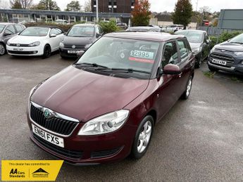 Skoda Fabia 1.6 TDI SE Hatchback 5dr Diesel Manual Euro 5 (90 ps)