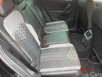 Volkswagen Tiguan 1.5 TSI R-Line SUV 5dr Petrol DSG Euro 6 (s/s) (150 ps)