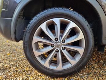 Nissan Qashqai 1.6 n-tec 2WD Euro 4 5dr