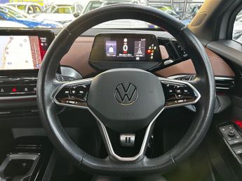 Volkswagen ID.4 Pro Performance 77kWh Life SUV Electric Auto (204 ps) 5dr