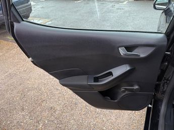 Ford Fiesta 1.0T EcoBoost Zetec Hatchback 5dr Petrol Auto Euro 6 (s/s) (100 