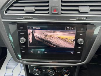 Volkswagen Tiguan 2.0 TSI SEL SUV 5dr Petrol DSG 4Motion Euro 6 (s/s) (180 ps)