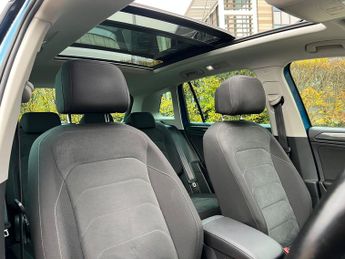 Volkswagen Tiguan 2.0 TSI SEL SUV 5dr Petrol DSG 4Motion Euro 6 (s/s) (180 ps)