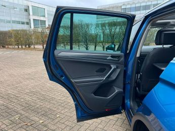 Volkswagen Tiguan 2.0 TSI SEL SUV 5dr Petrol DSG 4Motion Euro 6 (s/s) (180 ps)