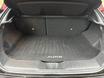 Nissan Juke 1.0 DIG-T Tekna SUV 5dr Petrol DCT Auto Euro 6 (s/s) (117 ps)