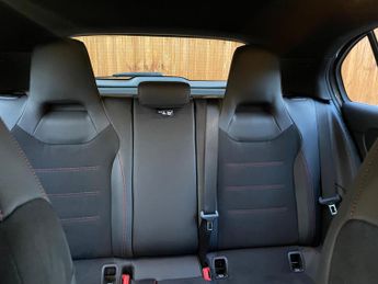 Mercedes-Benz A Class 1.3 A180 AMG Line (Executive) Hatchback 5dr Petrol 7G-DCT Euro 6