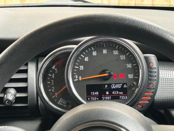 Mini Hatch 1.5 Cooper D Hatchback 3dr Diesel Auto Euro 6 (s/s) (116 ps)
