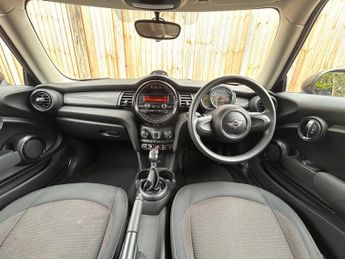 Mini Hatch 1.5 Cooper D Hatchback 3dr Diesel Auto Euro 6 (s/s) (116 ps)
