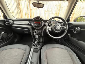Mini Hatch 1.5 Cooper D Hatchback 3dr Diesel Auto Euro 6 (s/s) (116 ps)