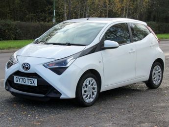 Toyota AYGO 1.0 VVT-i x-play Hatchback 5dr Petrol Manual Euro 6 (Safety Sens