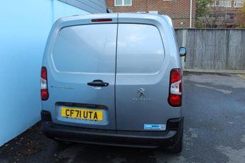 Peugeot e-Partner PROFESSIONAL PREMIUM 800 50 KWH 135 ELECTRIC AUTOMATIC A/C SWB