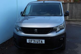 Peugeot e-Partner PROFESSIONAL PREMIUM 800 50 KWH 135 ELECTRIC AUTOMATIC A/C SWB