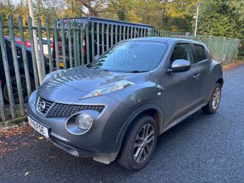 Nissan Juke 1.6 DIG-T Tekna SUV 5dr Petrol Manual Euro 5 (190 ps)