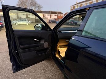 Land Rover Range Rover Evoque 2.0 TD4 SE Tech SUV 5dr Diesel Auto 4WD Euro 6 (s/s) (180 ps)