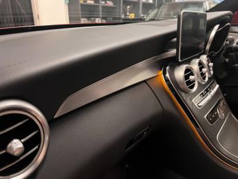 Mercedes-Benz C Class 2.0 C300 AMG Line (Premium Plus) Coupe 2dr Petrol G-Tronic+ Euro