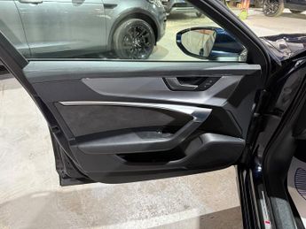 Audi A6 Saloon 2.0 TDI 40 S line Saloon 4dr Diesel S Tronic Euro 6 (s/s) (204 p