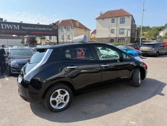 Nissan LEAF 24kWh Hatchback 5dr Electric Auto (107 bhp)