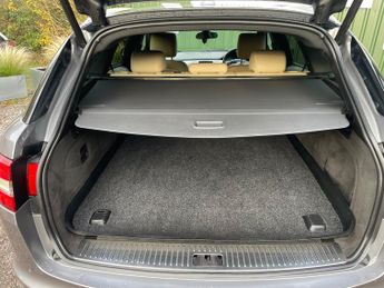 Jaguar XF 2.2d Luxury Sportbrake 5dr Diesel Auto Euro 5 (s/s) (200 ps)