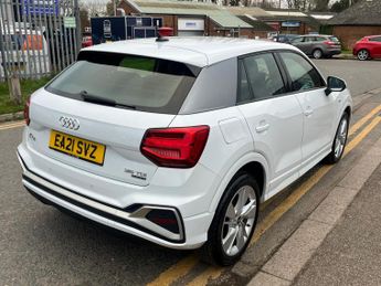 Audi Q2 2.0 TDI 35 S line SUV 5dr Diesel S Tronic quattro Euro 6 (s/s) (
