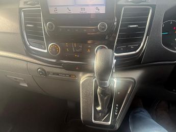 Ford Transit Custom 2.0 320 EcoBlue Limited Crew Van Double Cab 5dr Diesel Auto L1 H