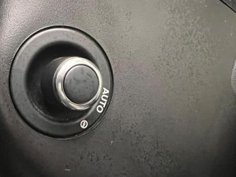 Land Rover Discovery 2.0 SD4 HSE Luxury Auto 4WD Euro 6 (s/s) 5dr