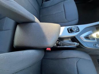 BMW 1 Series 1.6 116i SE Hatchback 5dr Petrol Auto Euro 5 (s/s) (136 ps)