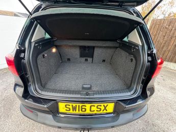 Volkswagen Tiguan 2.0 TDI BlueMotion Tech Match Edition SUV 5dr Diesel DSG 4WD Eur