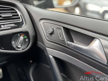 Volkswagen Golf 1.4 TSI 8.7kWh GTE Advance Hatchback 5dr Petrol Plug-in Hybrid D