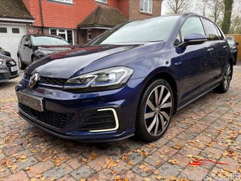 Volkswagen Golf 1.4 TSI 8.7kWh GTE Advance Hatchback 5dr Petrol Plug-in Hybrid D
