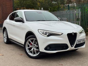 Alfa Romeo Stelvio 2.2 TD Super SUV 5dr Diesel Auto Q4 AWD Euro 6 (s/s) (210 ps)