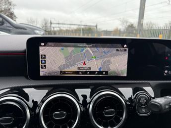 Mercedes-Benz A Class 2.0 A250 AMG Line (Executive) Hatchback 5dr Petrol 7G-DCT Euro 6