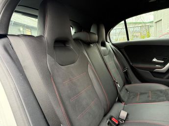 Mercedes-Benz A Class 2.0 A250 AMG Line (Executive) Hatchback 5dr Petrol 7G-DCT Euro 6