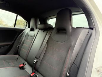 Mercedes-Benz A Class 2.0 A250 AMG Line (Executive) Hatchback 5dr Petrol 7G-DCT Euro 6