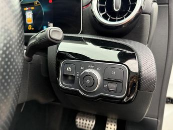 Mercedes-Benz A Class 2.0 A250 AMG Line (Executive) Hatchback 5dr Petrol 7G-DCT Euro 6