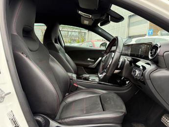 Mercedes-Benz A Class 2.0 A250 AMG Line (Executive) Hatchback 5dr Petrol 7G-DCT Euro 6