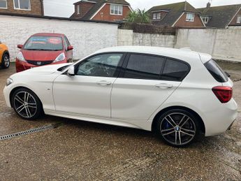 BMW 1 Series M Sport Shadow Edition 1.5 118i GPF Hatchback 5 Dr (8)