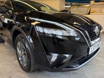 Nissan Qashqai 1.3 DIG-T MHEV Acenta Premium SUV 5dr Petrol Hybrid XTRON Euro 6