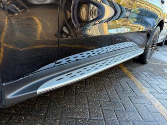 Mercedes-Benz EQC EQC 400 80kWh AMG Line (Premium) SUV 5dr Electric Auto 4MATIC (4