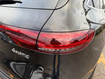 Mercedes-Benz EQC EQC 400 80kWh AMG Line (Premium) SUV 5dr Electric Auto 4MATIC (4