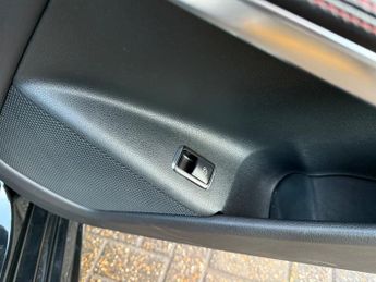 Mercedes-Benz CLA Class 2.0 CLA45 AMG Coupe 4dr Petrol SpdS DCT 4MATIC Euro 6 (s/s) (381