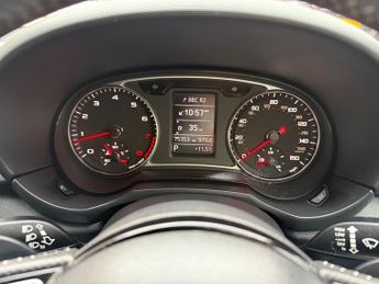 Audi A1 1.4 TFSI Black Edition Hatchback 3dr Petrol S Tronic Euro 5 (185