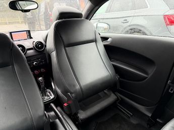 Audi A1 1.4 TFSI Black Edition Hatchback 3dr Petrol S Tronic Euro 5 (185