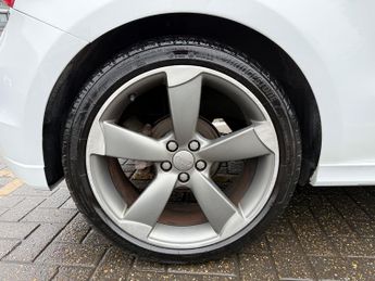 Audi A1 1.4 TFSI Black Edition Hatchback 3dr Petrol S Tronic Euro 5 (185