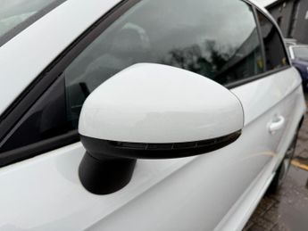 Audi A1 1.4 TFSI Black Edition Hatchback 3dr Petrol S Tronic Euro 5 (185